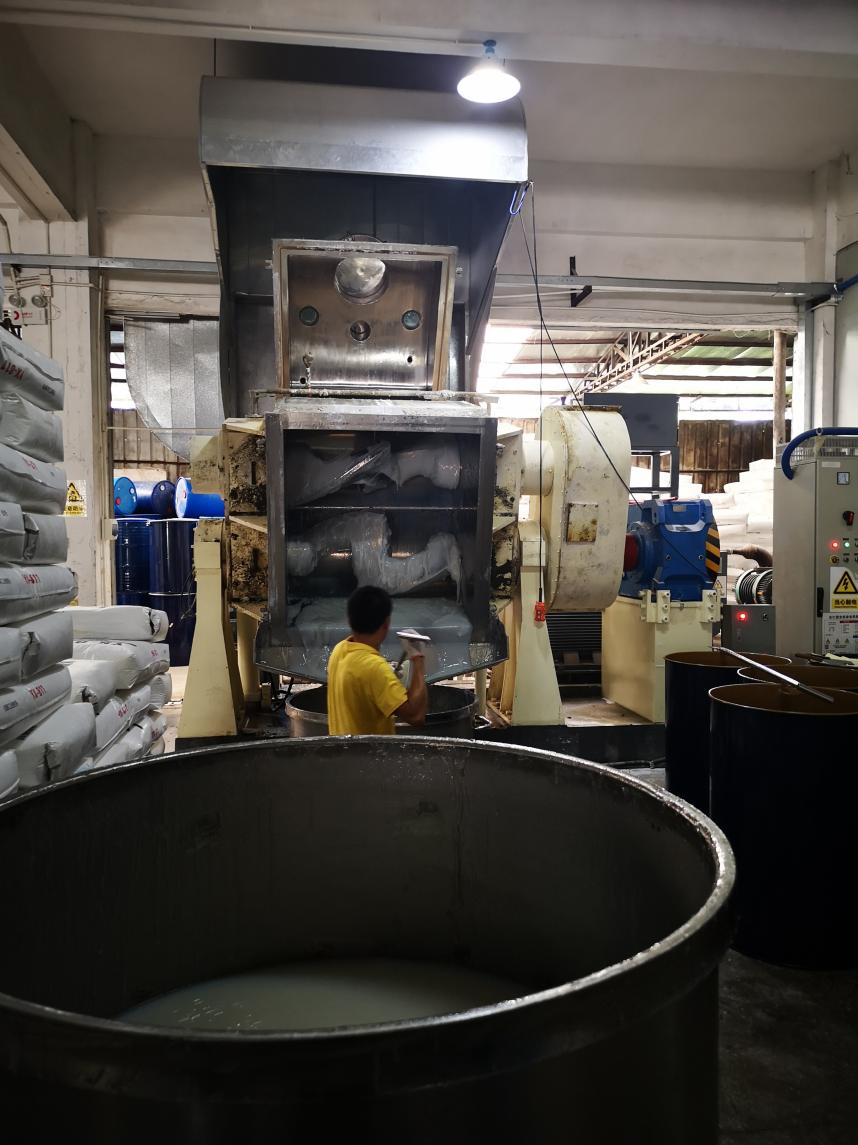 如何提高模具硅膠制品的硫化速度 ？